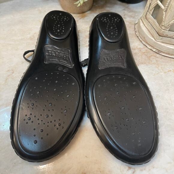 Born black leather Sandals Sz 10 - Picture 3 of 8